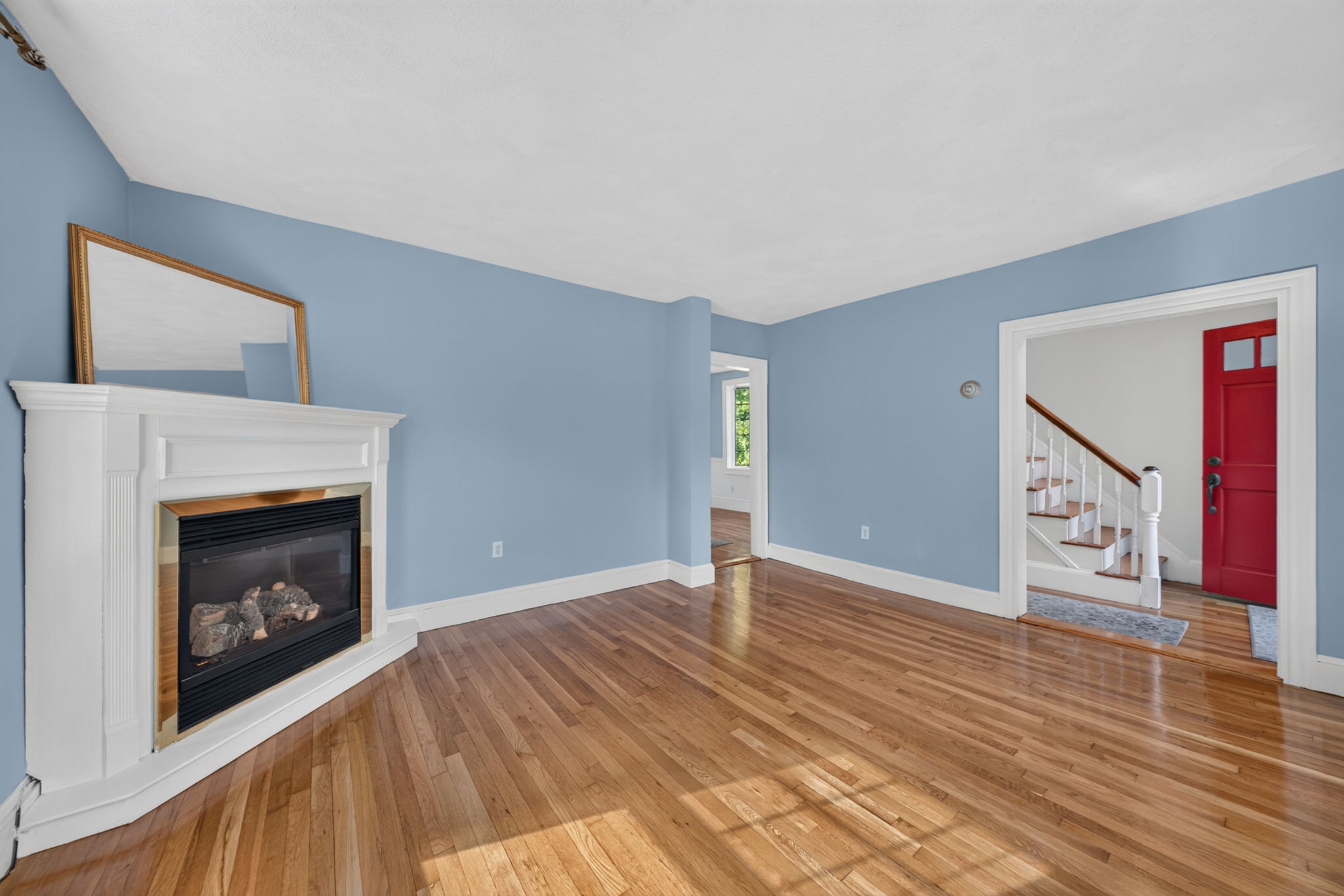 49 Greenhood St, Dedham, MA 02026, USA Photo 8