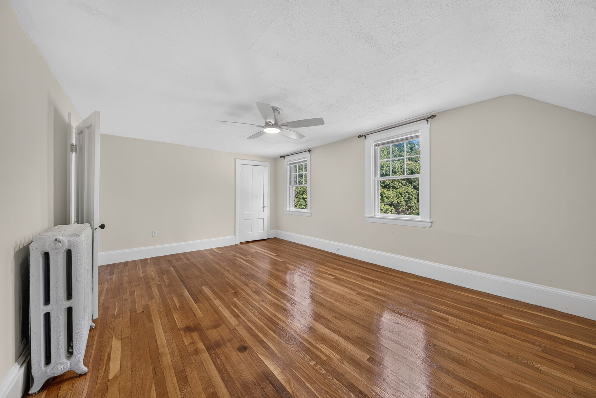 49 Greenhood St, Dedham, MA 02026, USA Photo 17
