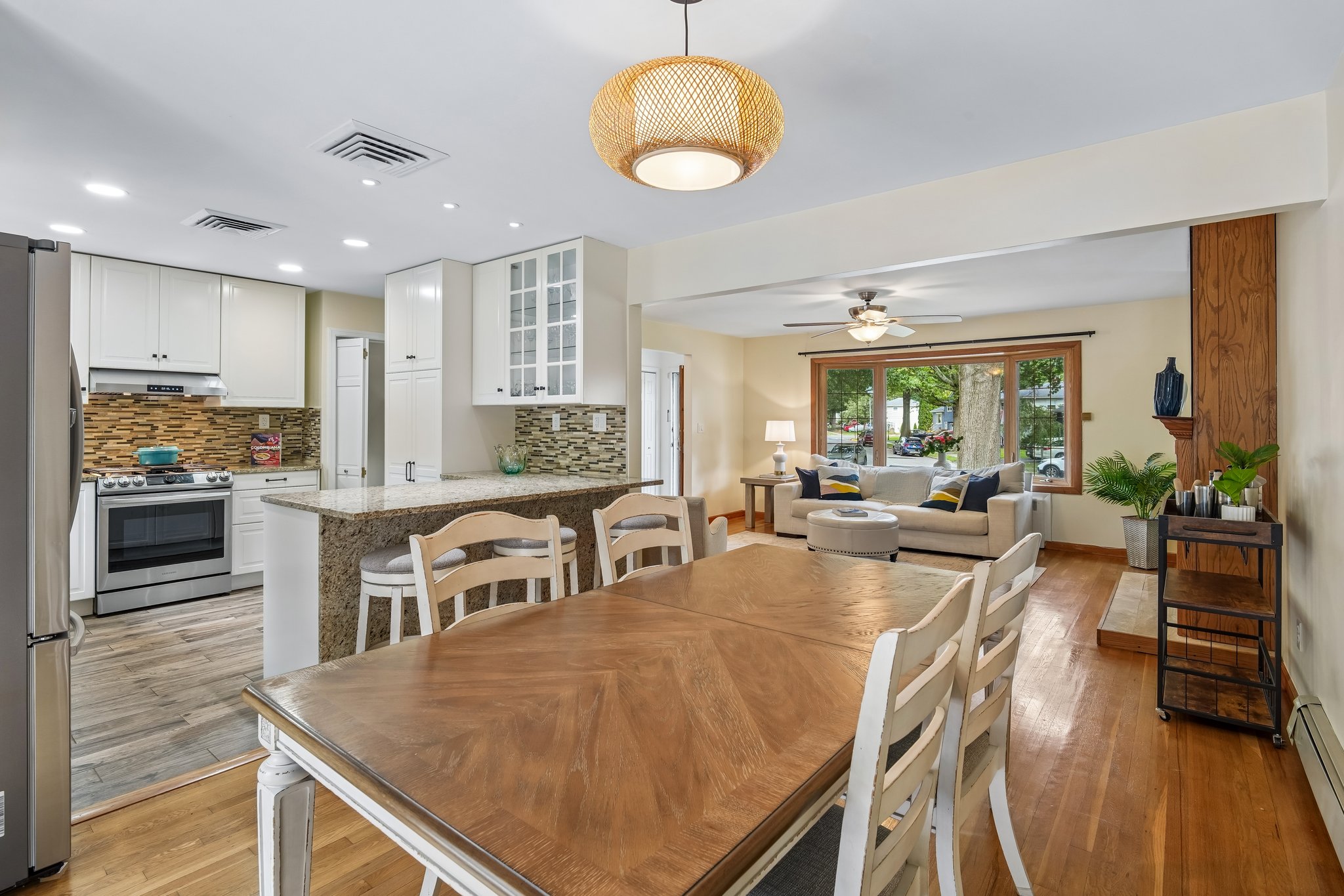 Dining Area flows into the kitchen