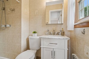 Primary ensuite bath