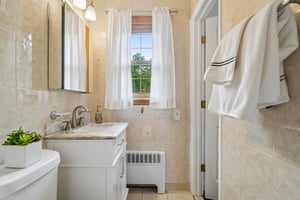 Primary ensuite bath
