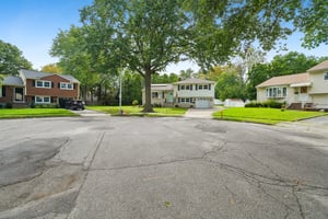 Welcome to the Neighborhood!