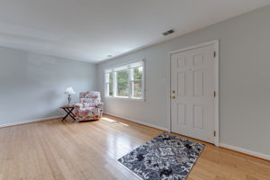 49 Sydnor St, Hamilton, VA 20158, USA Photo 9