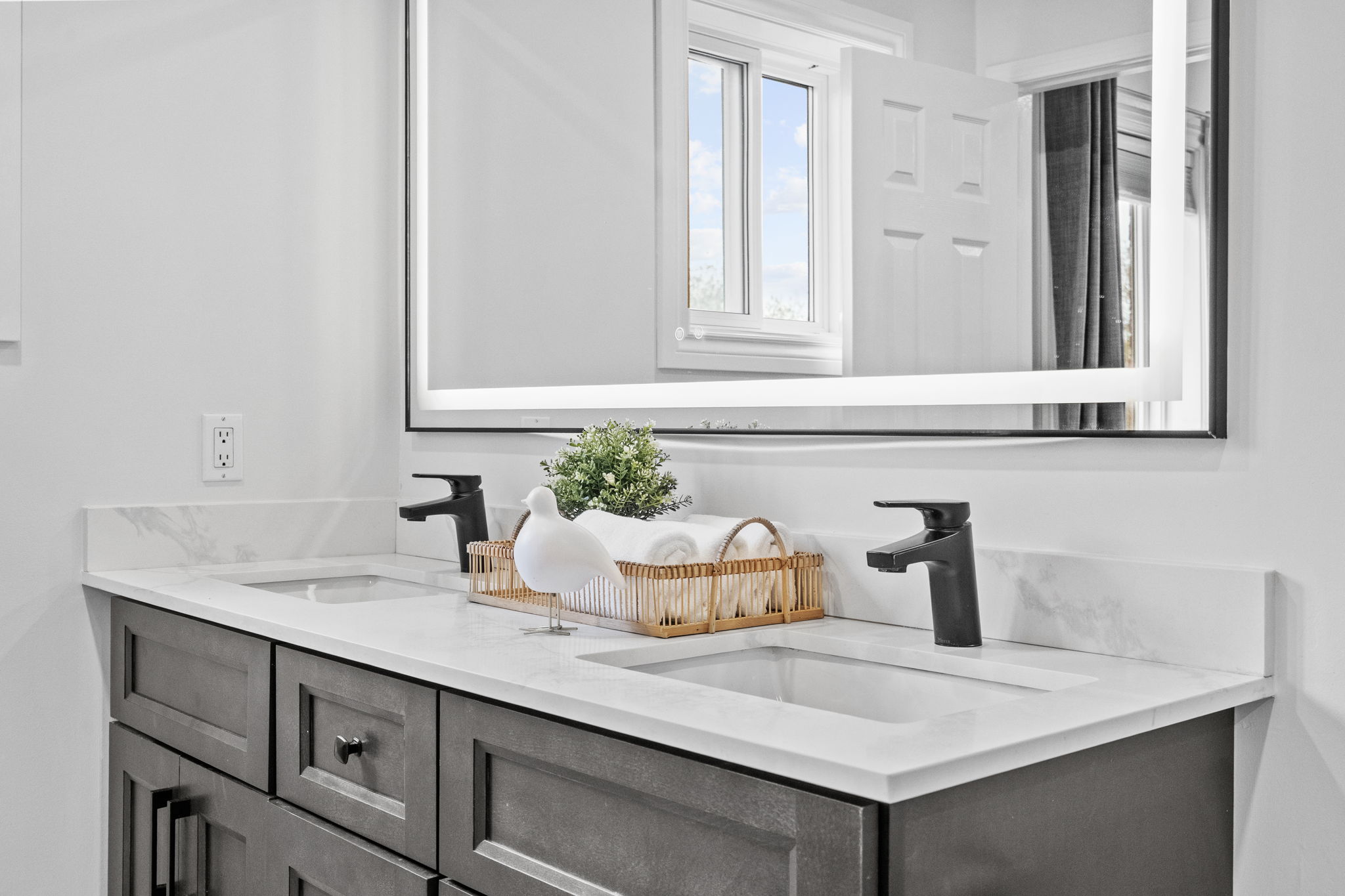  Photo 39