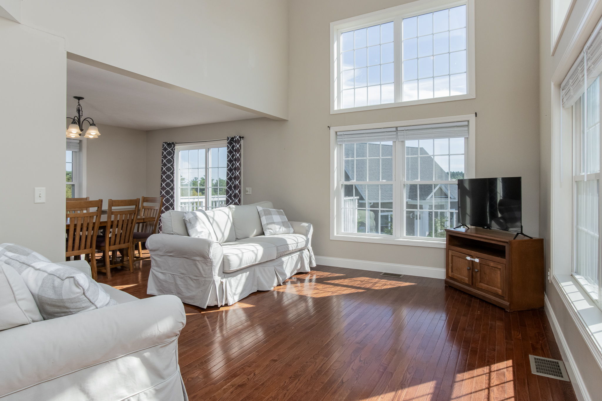 LivingRoom-4
