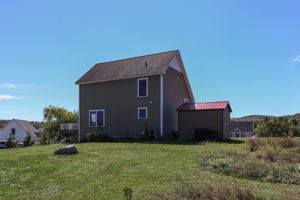 ExteriorRear-9
