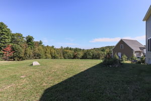 ExteriorRear-12