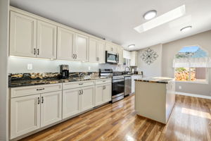 Kitchen (3)