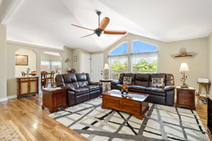 Living Room (2)