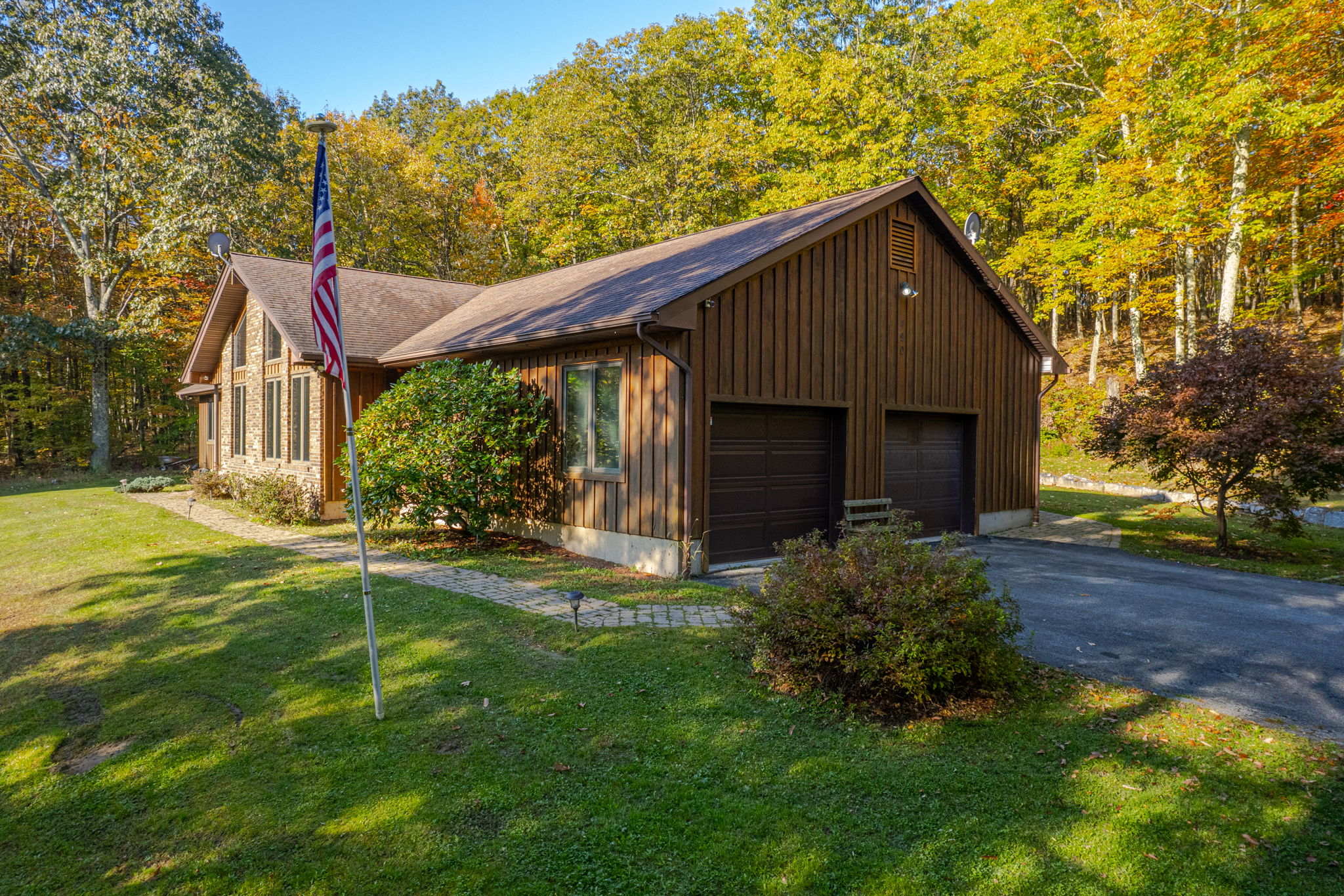 490 Shawanga Lodge Rd, Bloomingburg, NY 12721 Nimble Dragon Studios