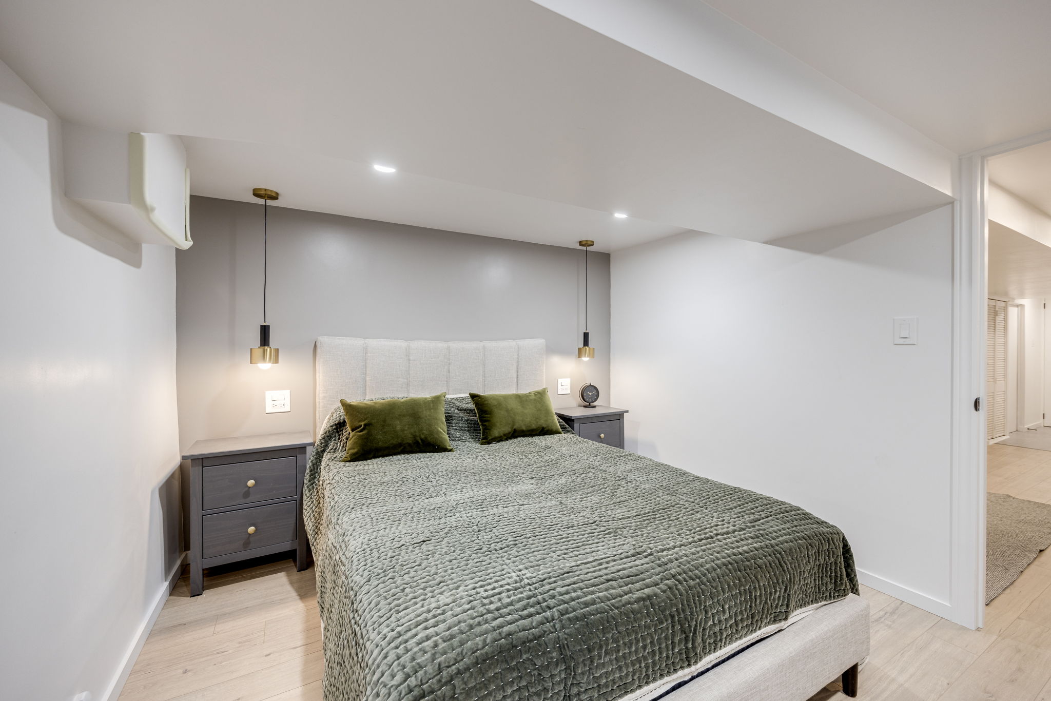 Toronto property showcase — delivered property photograph 15