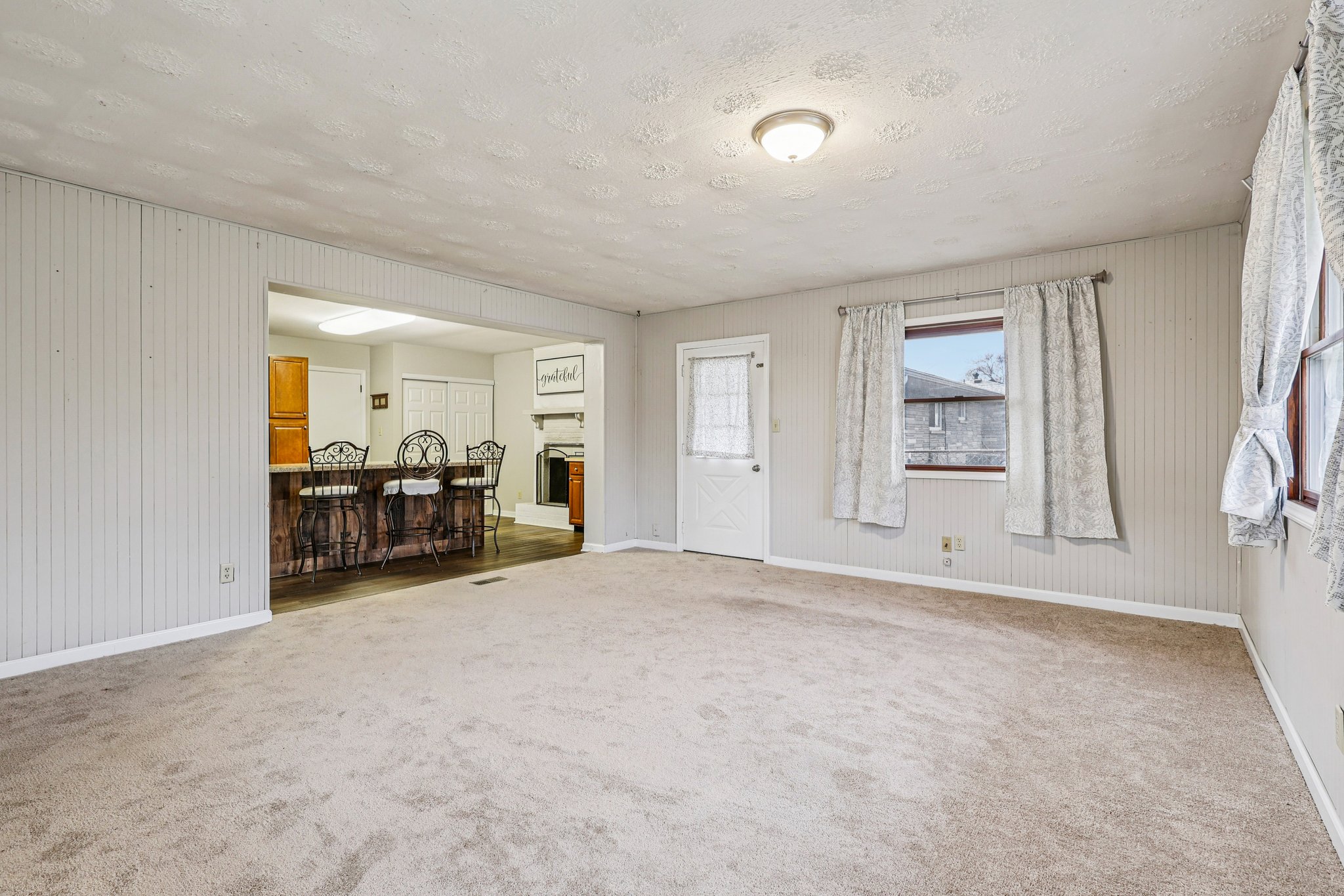 W Market St-S0303-013.jpg