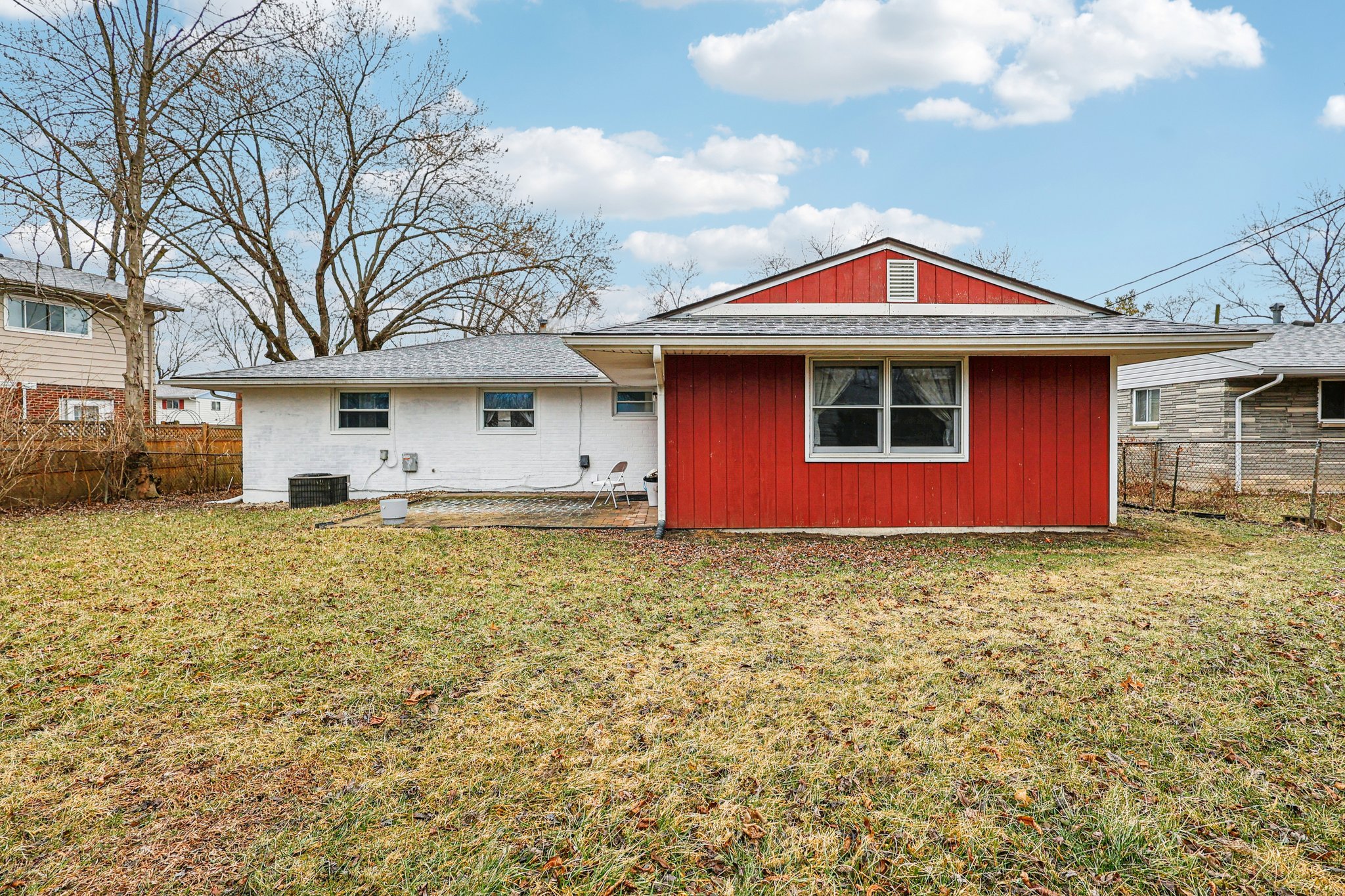 W Market St-S0303-033.jpg