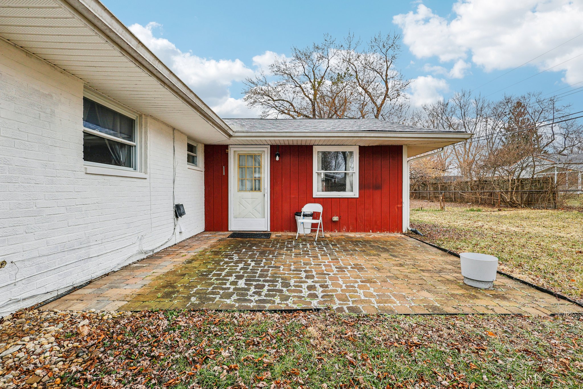 W Market St-S0303-035.jpg