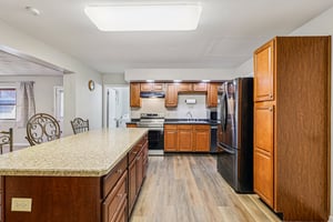 W Market St-S0303-018.jpg