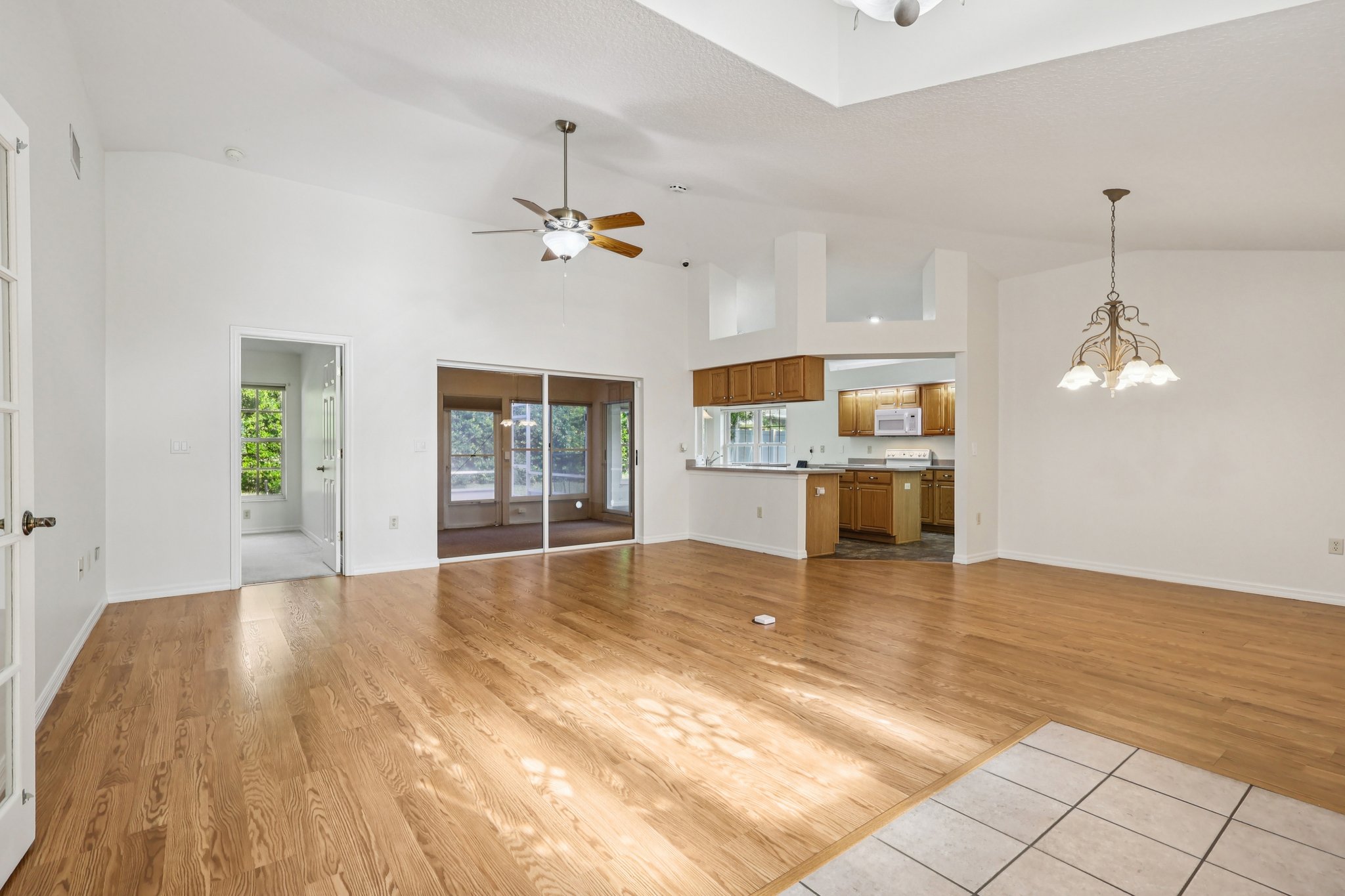 Abaco Dr-S0510-008.jpg