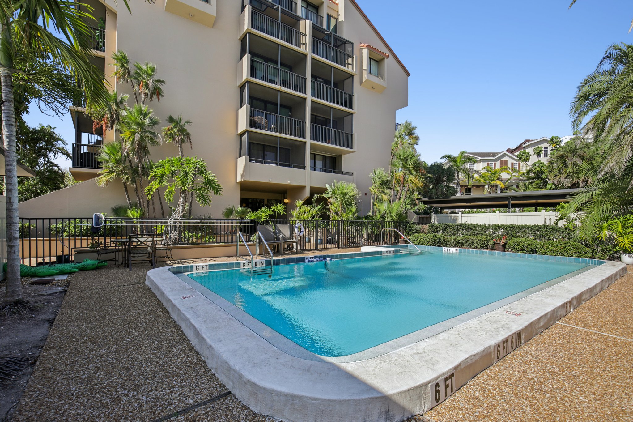 Ocean Blvd-1712-909.jpg