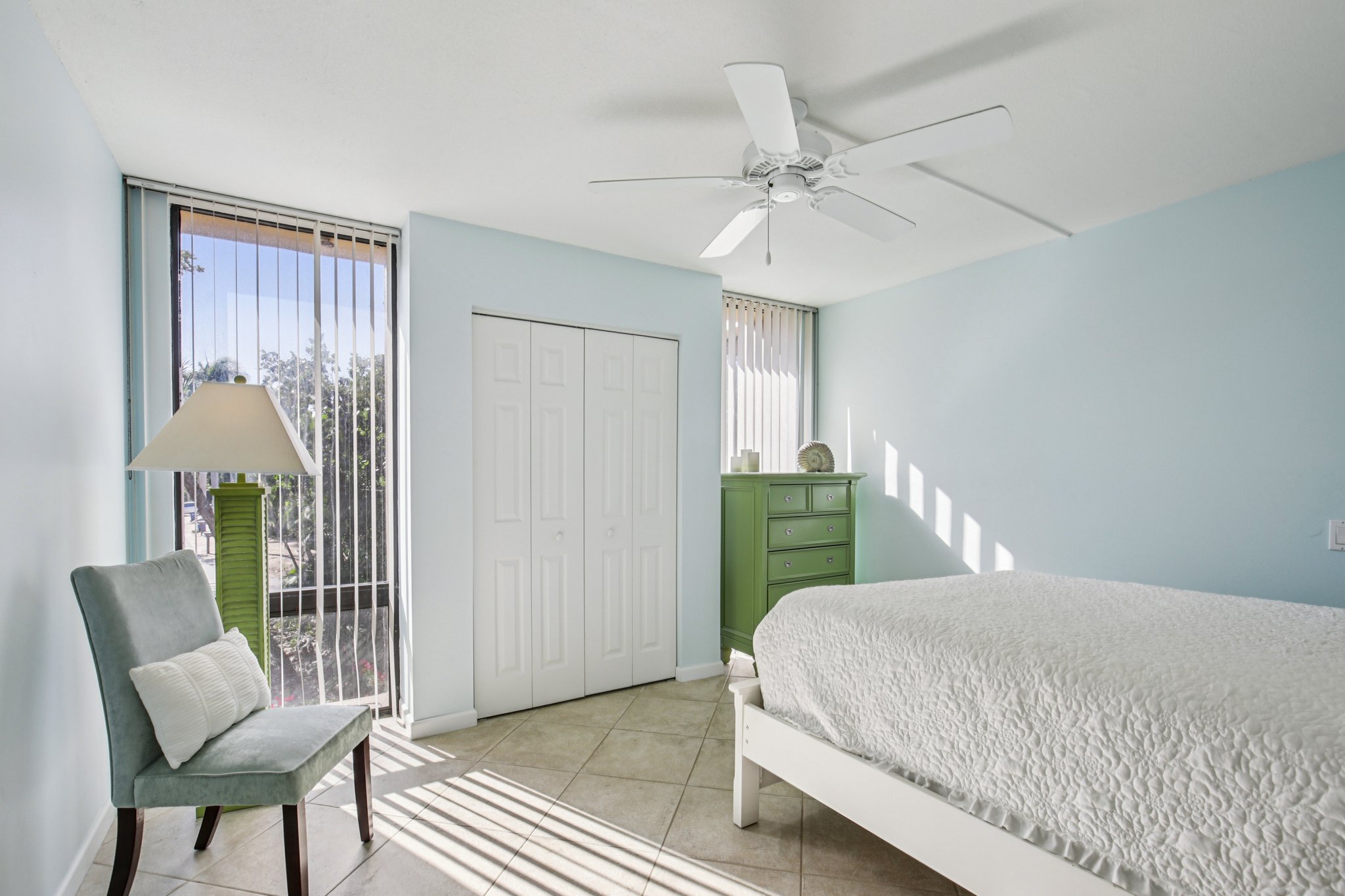 Ocean Blvd-S1712-018.jpg