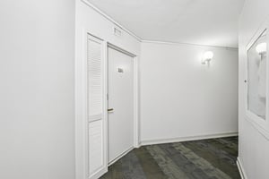 Ocean Blvd-S1712-003.jpg