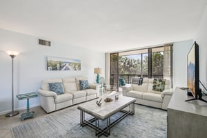 Ocean Blvd-S1712-005.jpg