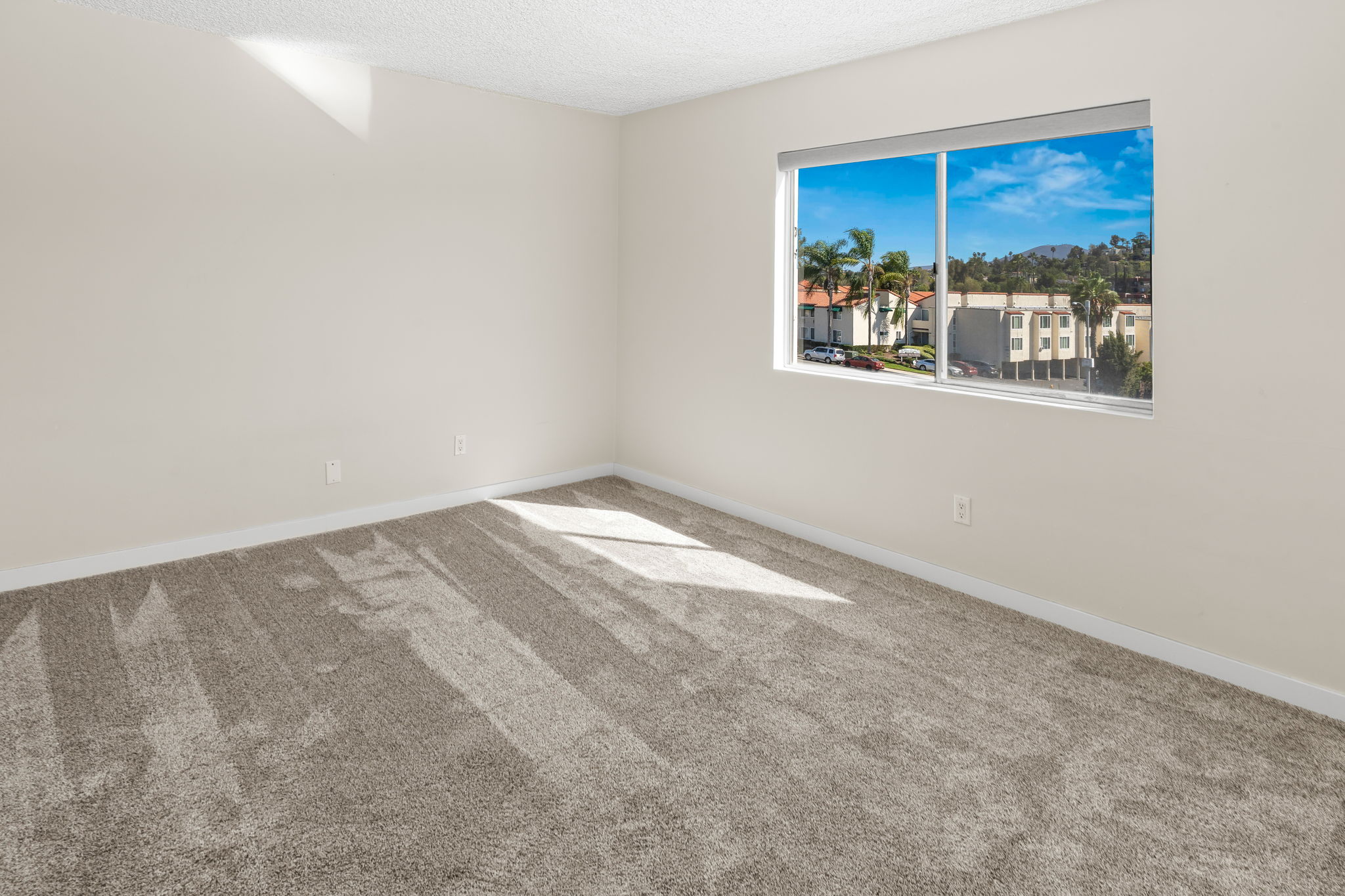 4900 Rosehedge Dr 304-29
