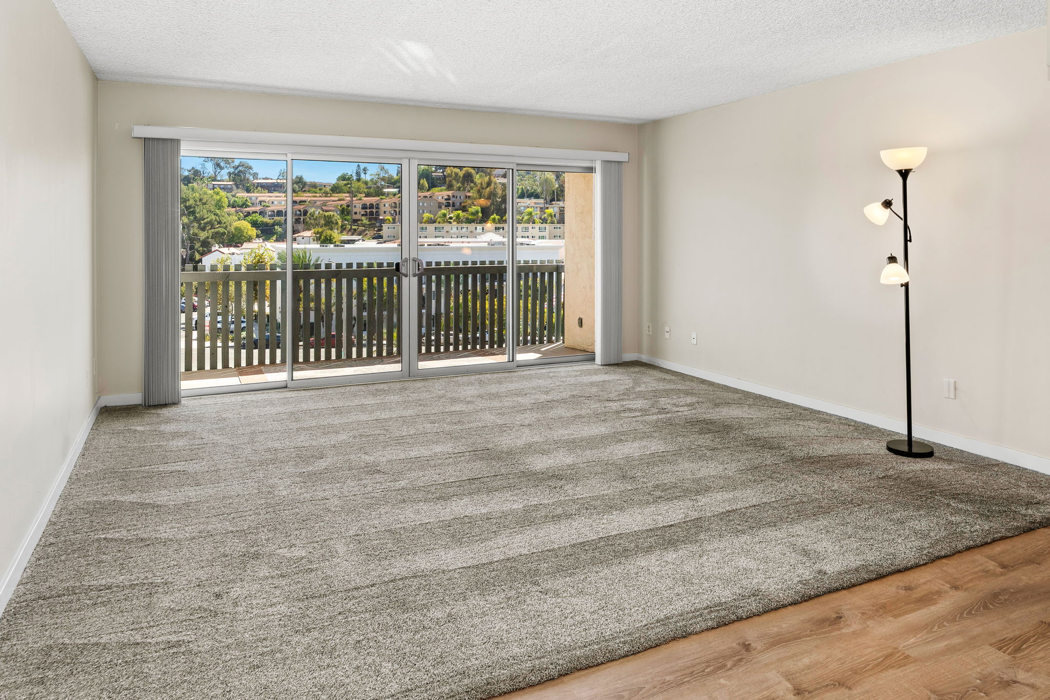 4900 Rosehedge Dr 304-17
