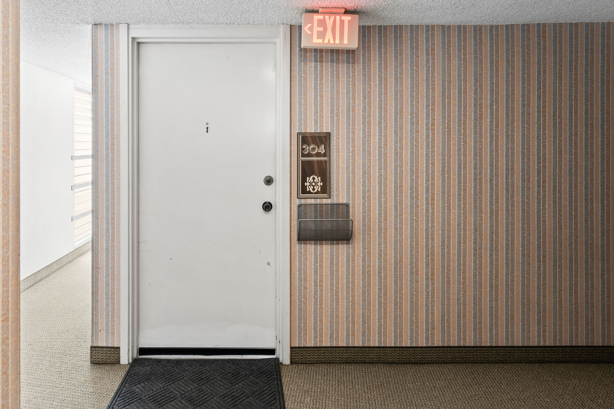 4900 Rosehedge Dr 304-16