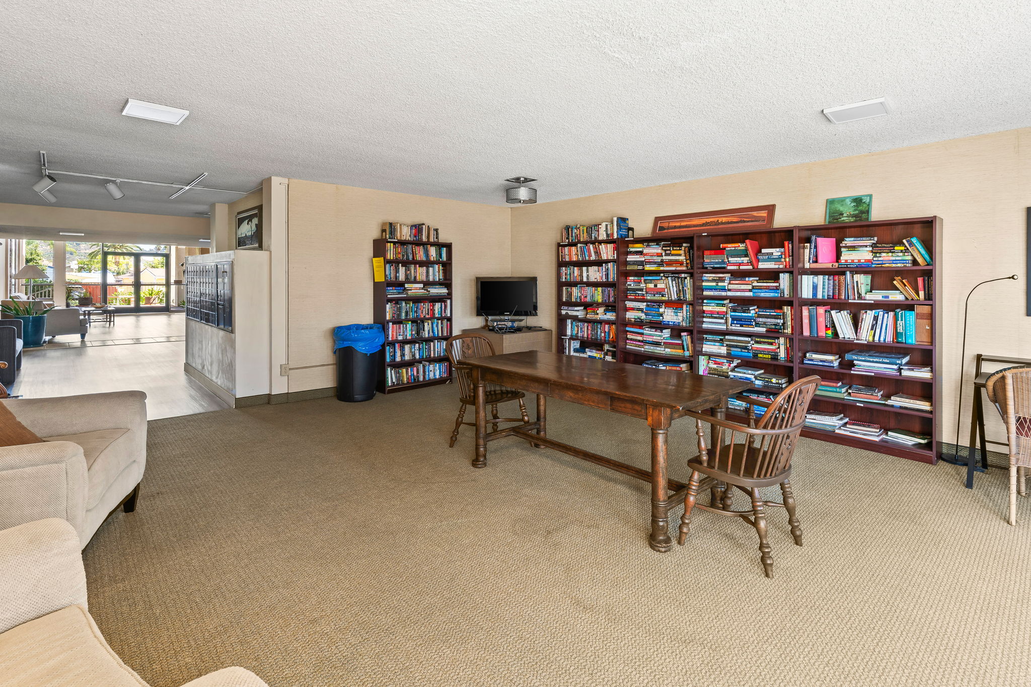 4900 Rosehedge Dr 304-2