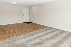 4900 Rosehedge Dr 304-18