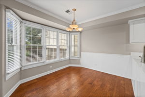 Kitchen/Breakfast Area