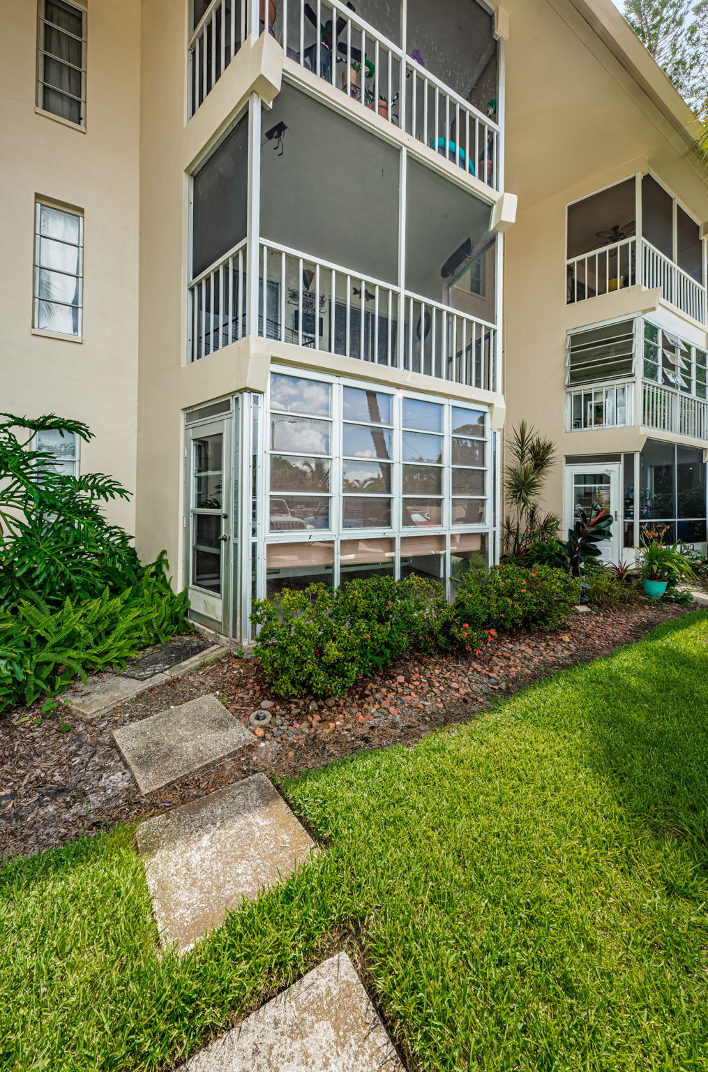Frontyard5