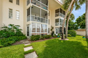 Front Exterior2-3