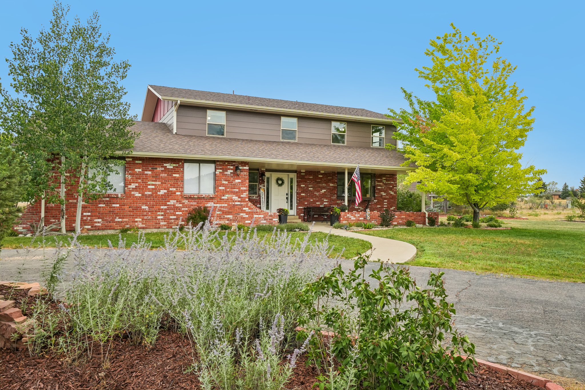 Beverly Dr-S2807-005.jpg