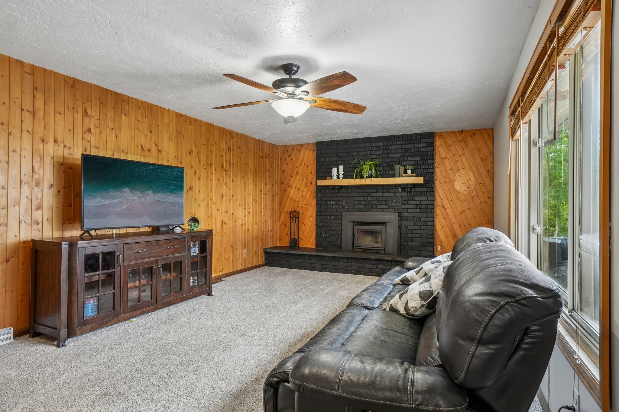 Beverly Dr-S2807-007.jpg