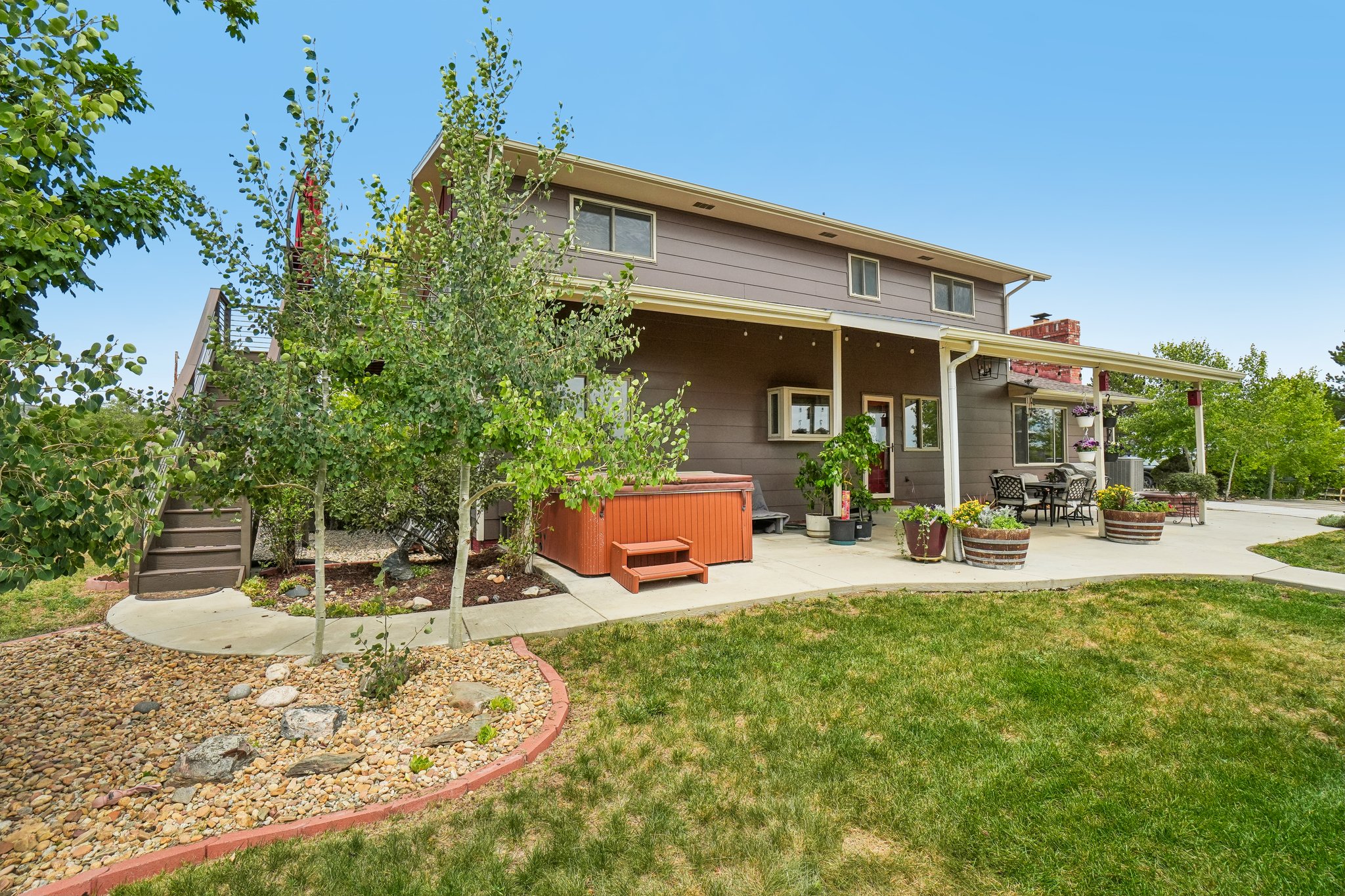 Beverly Dr-S2807-060.jpg