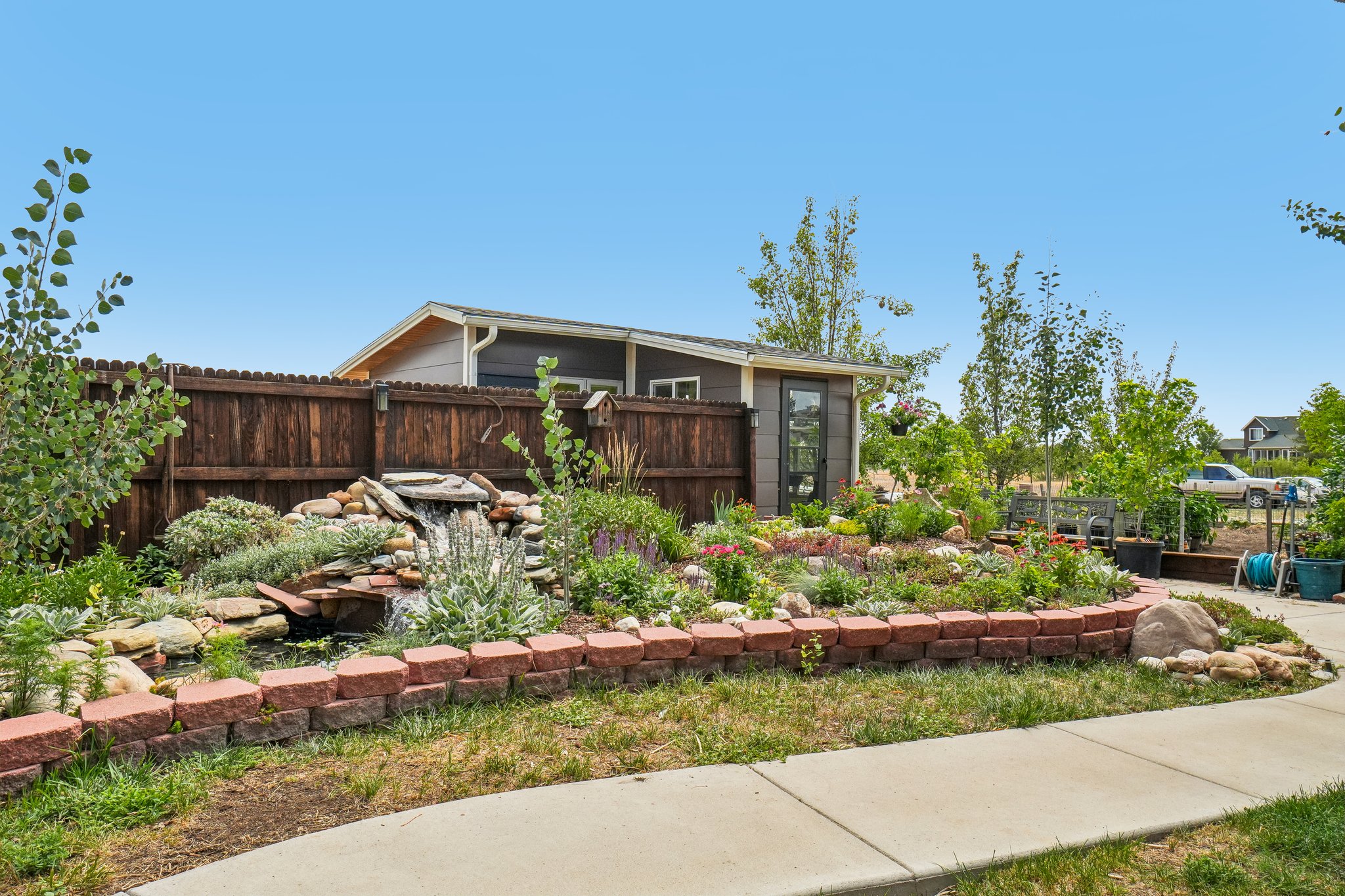 Beverly Dr-S2807-062.jpg