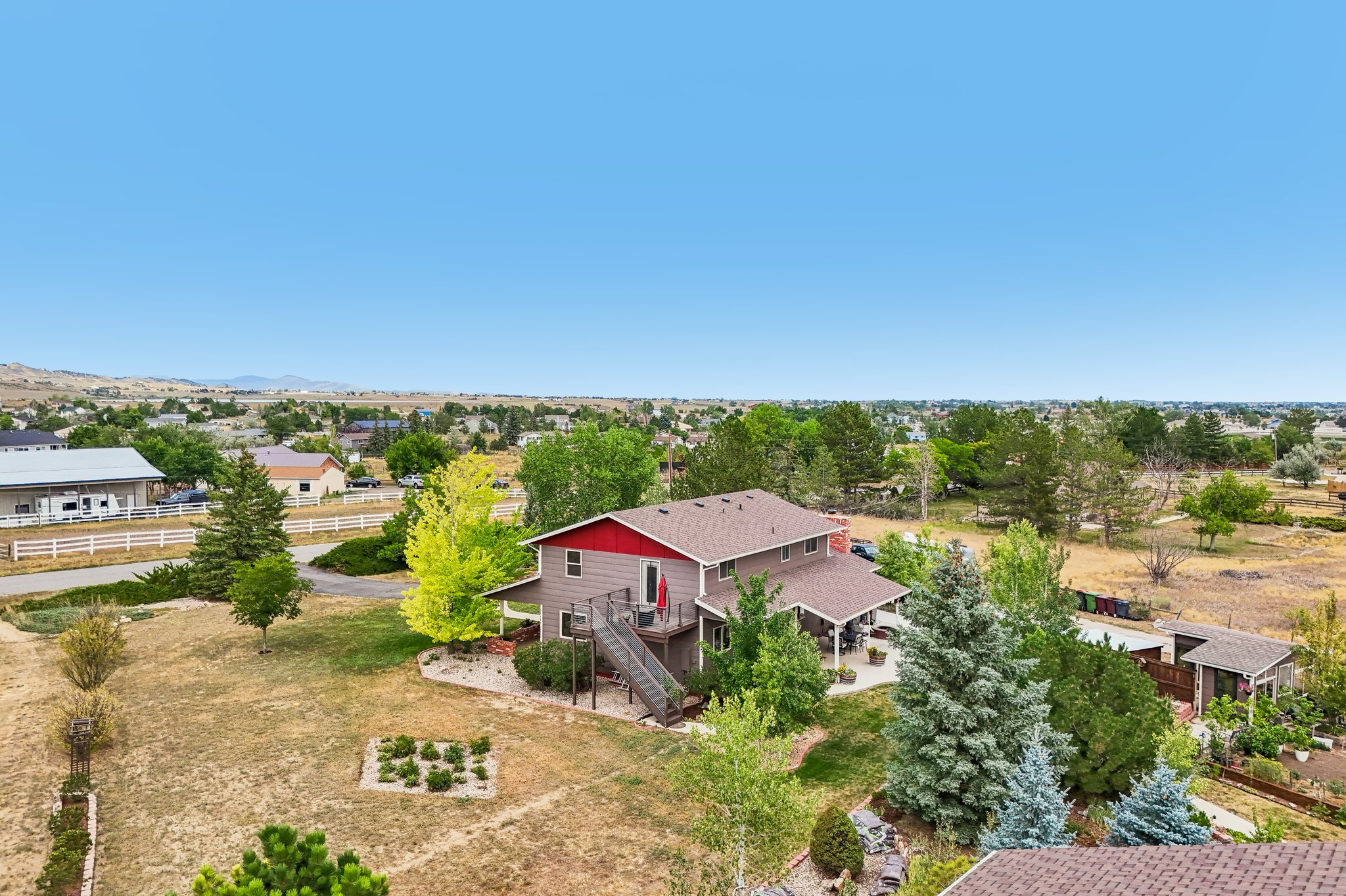 Beverly Dr-S2807-077.jpg
