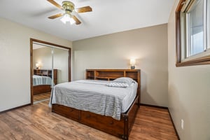 Beverly Dr-S2807-034.jpg