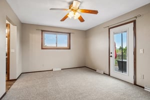 Beverly Dr-S2807-037.jpg