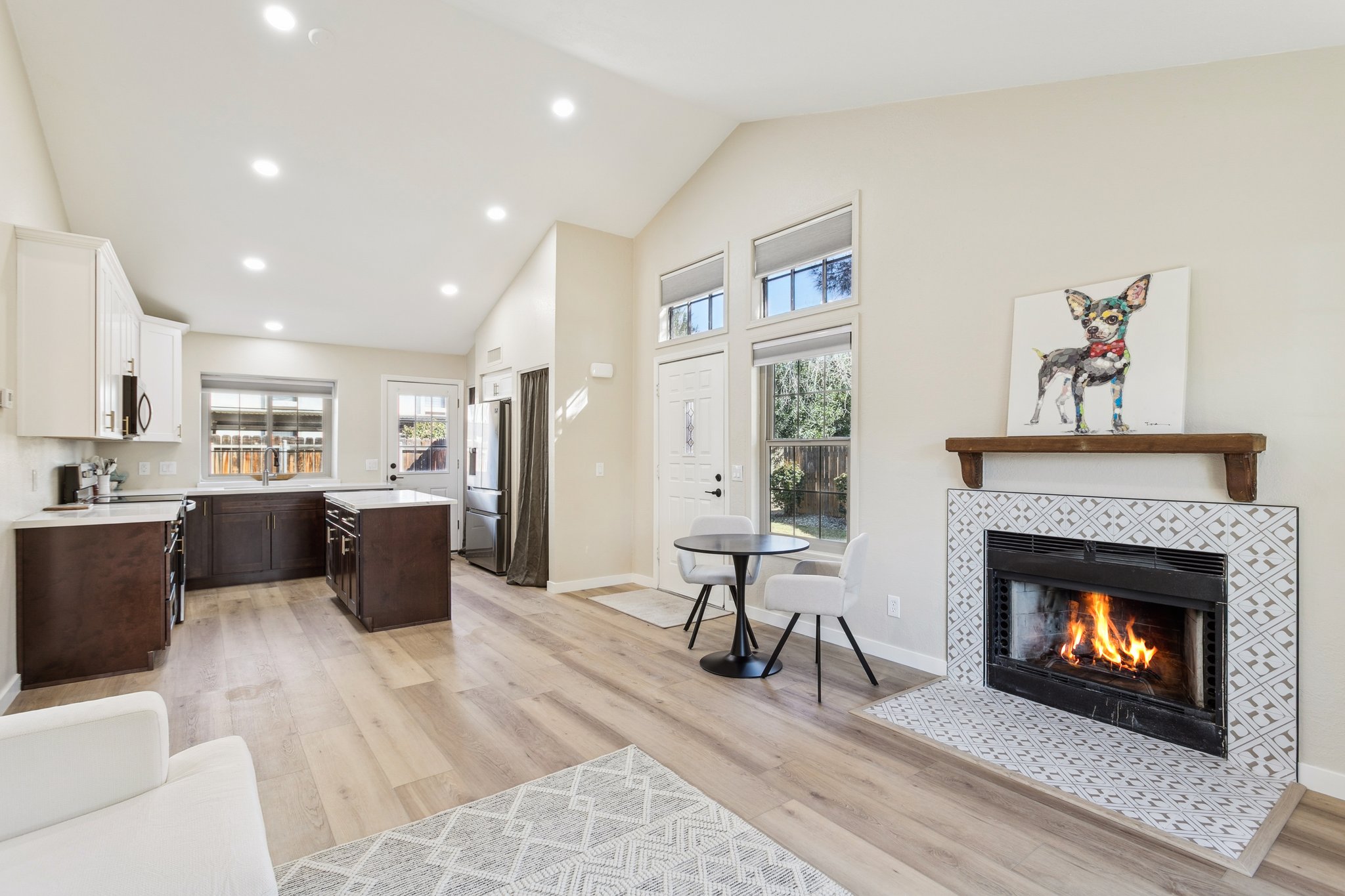 4901 E Kelton Ln 1267 - 007.jpg