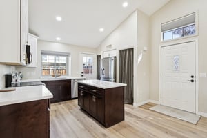 4901 E Kelton Ln 1267 - 004.jpg