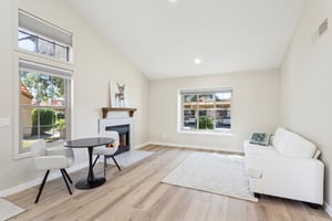 4901 E Kelton Ln 1267 - 005.jpg