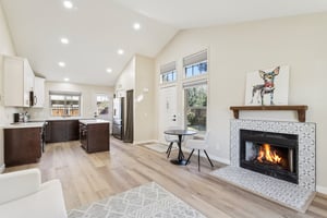 4901 E Kelton Ln 1267 - 007.jpg