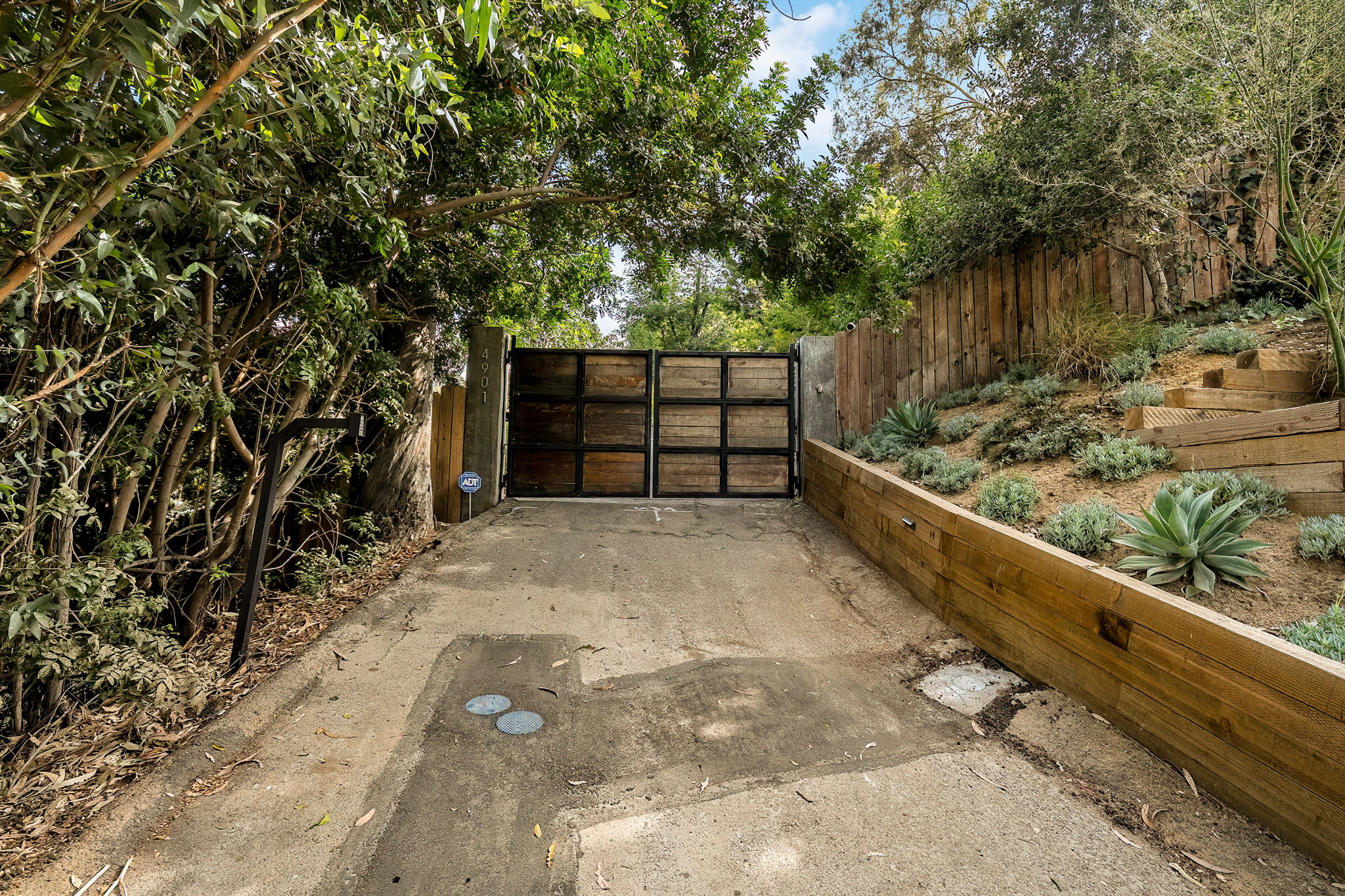 4901 El Canto Drive-1