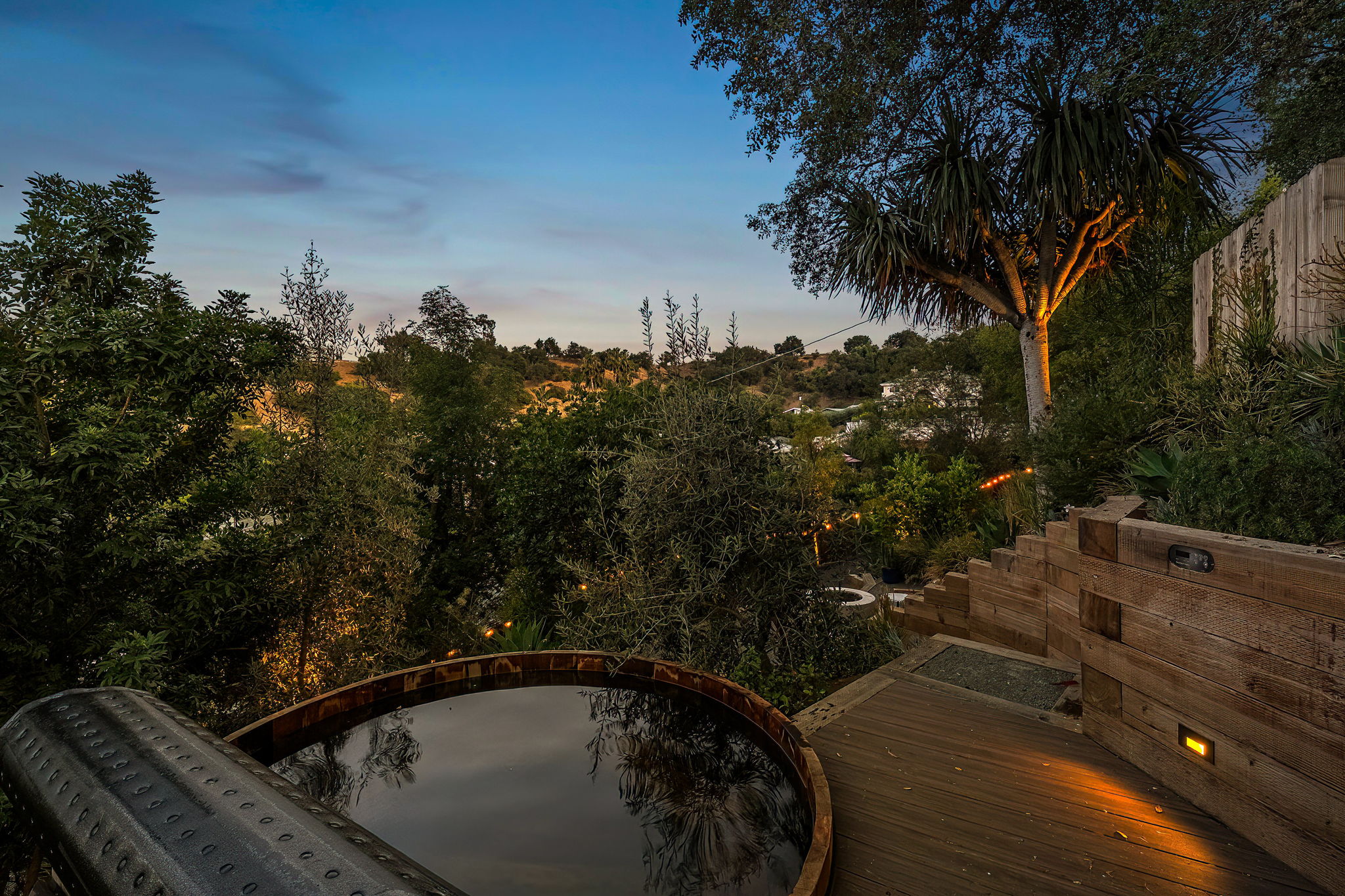 4901 El Canto Drive-100