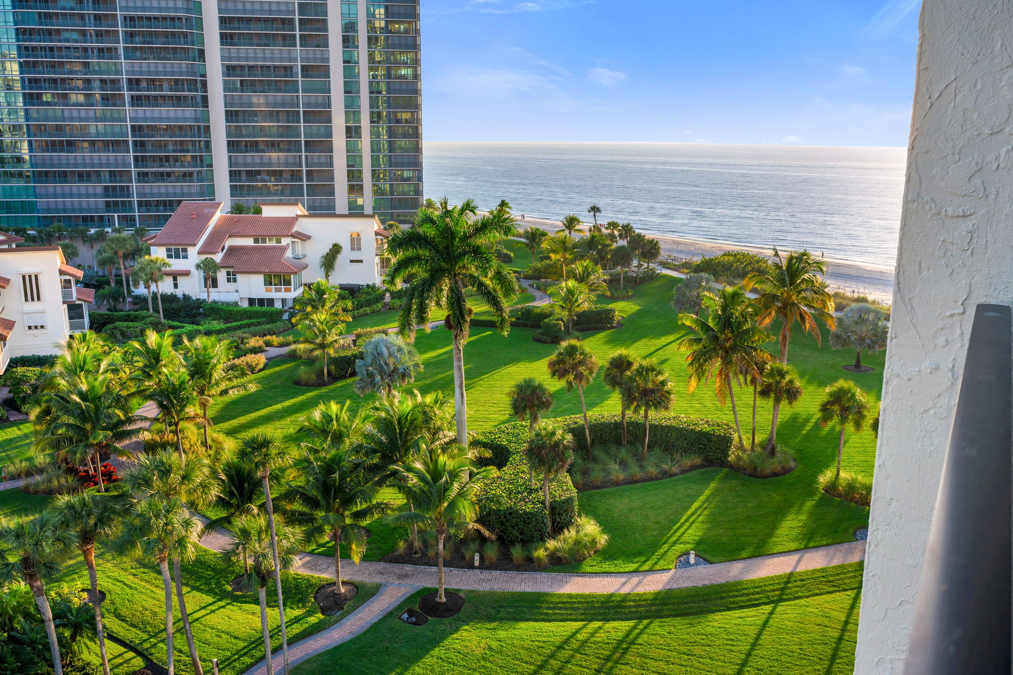 Wrap-Around Balcony - 3.5 Acres of Beachfront Porperty