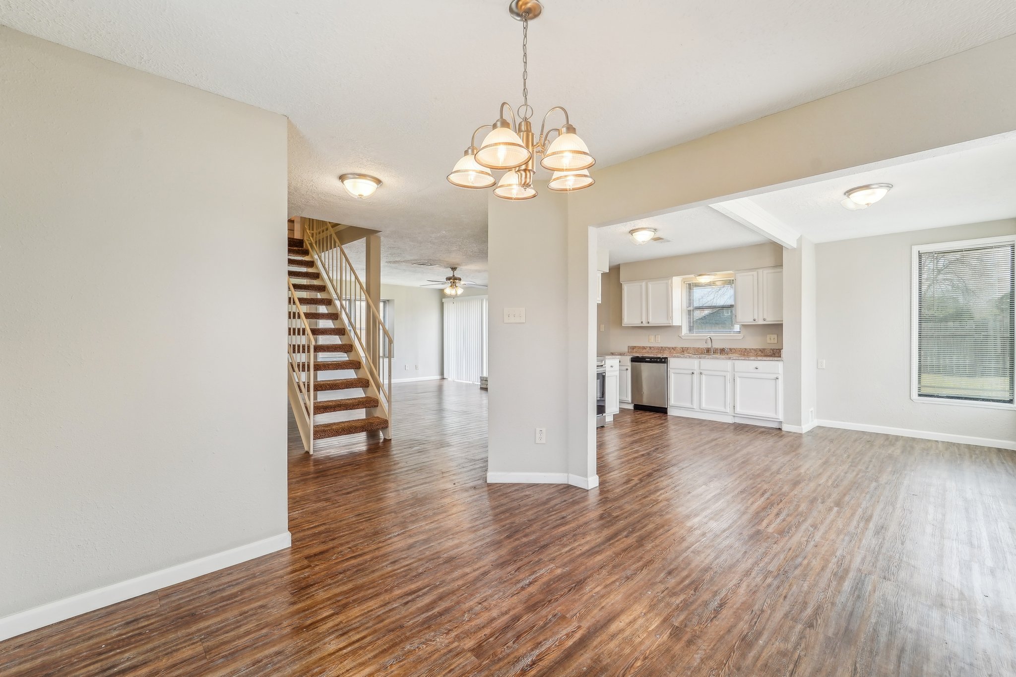 Ripple Creek Dr-012.jpg