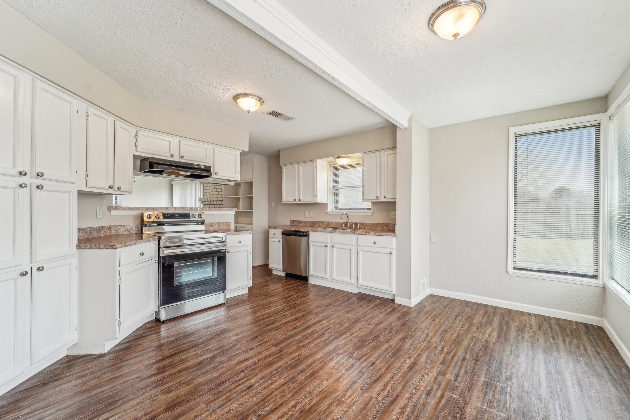 Ripple Creek Dr-014.jpg