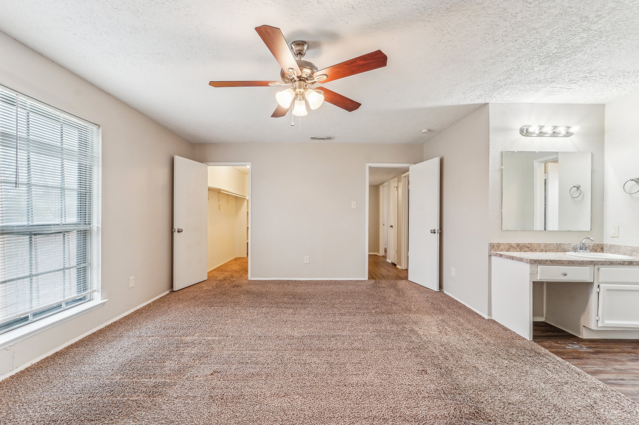 Ripple Creek Dr-027.jpg