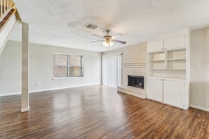 Ripple Creek Dr-007.jpg